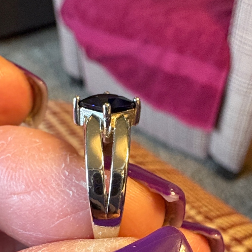 September Birthstone Ring - Picture 5 of 6